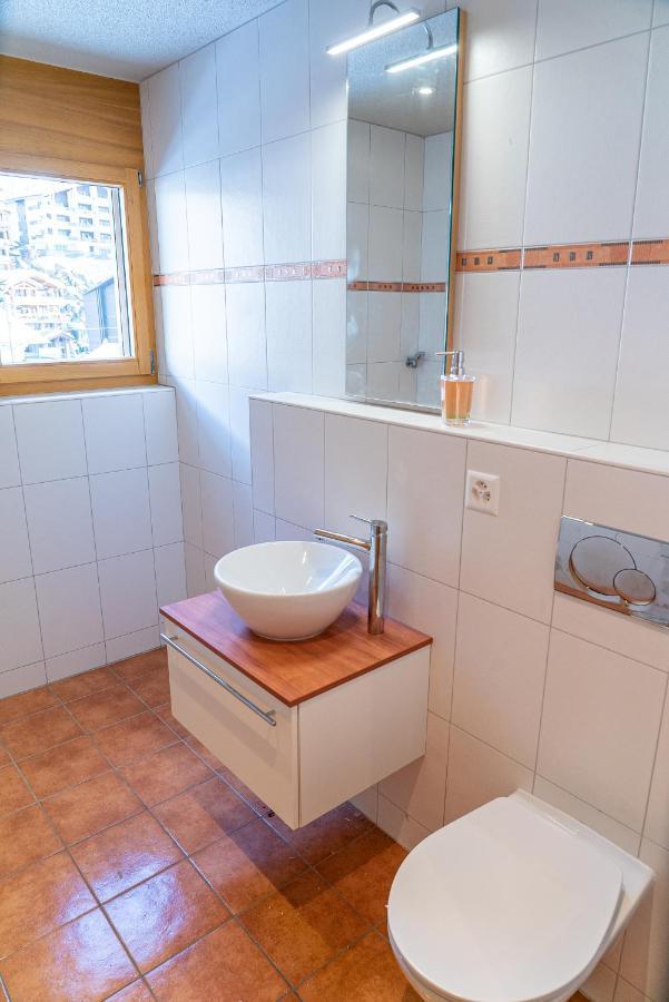 Vrony Apartments By Hotel Walliserhof زيرمات المظهر الخارجي الصورة