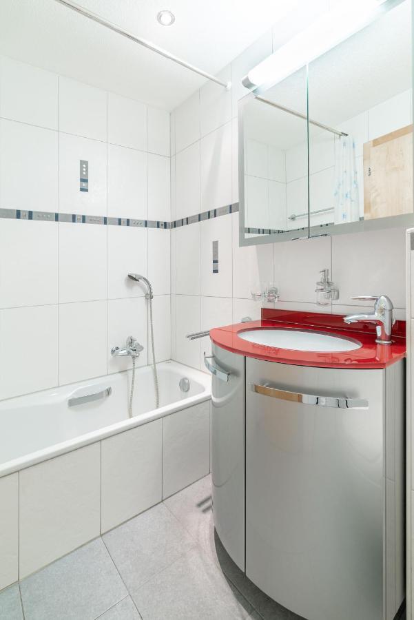 Vrony Apartments By Hotel Walliserhof زيرمات المظهر الخارجي الصورة